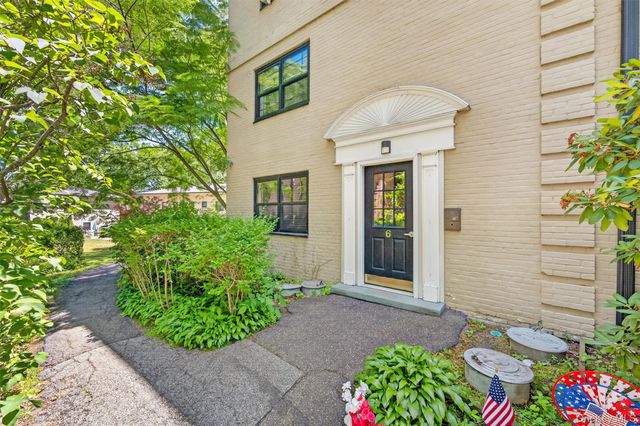6 Manchester Road 2L, Eastchester, NY 10709