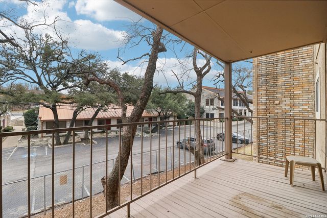 4119 Medical Dr Apt E201, San Antonio, TX 78229