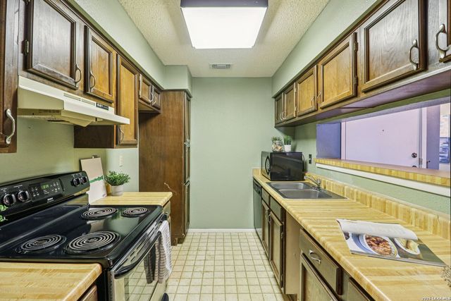 4119 Medical Dr Apt E201, San Antonio, TX 78229