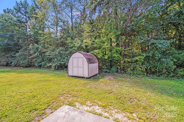 2928 Westwinds Court, Charlotte, NC 28214