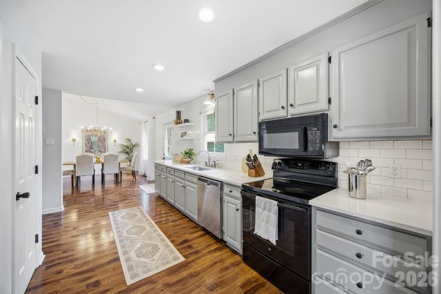 600 Gray Drive, Charlotte, NC 28213