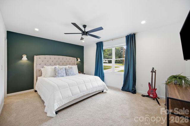 600 Gray Drive, Charlotte, NC 28213