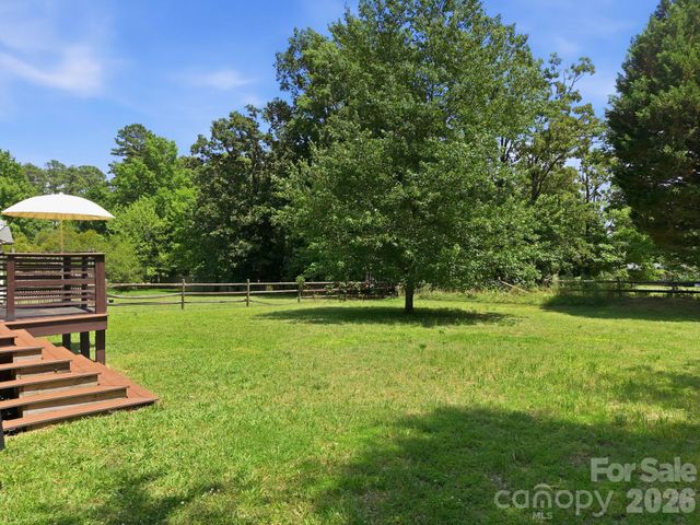 600 Gray Drive, Charlotte, NC 28213