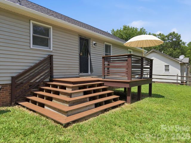 600 Gray Drive, Charlotte, NC 28213