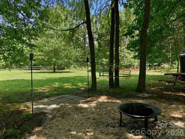 600 Gray Drive, Charlotte, NC 28213