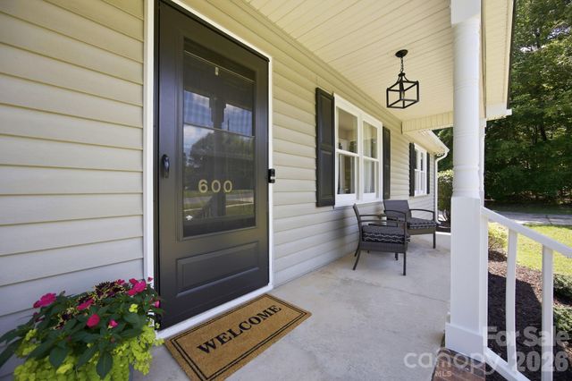 600 Gray Drive, Charlotte, NC 28213
