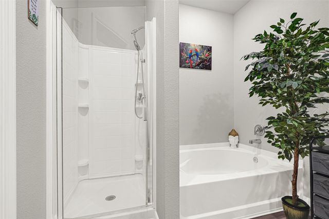 16125 Sugar Falls Drive, Conroe, TX 77303