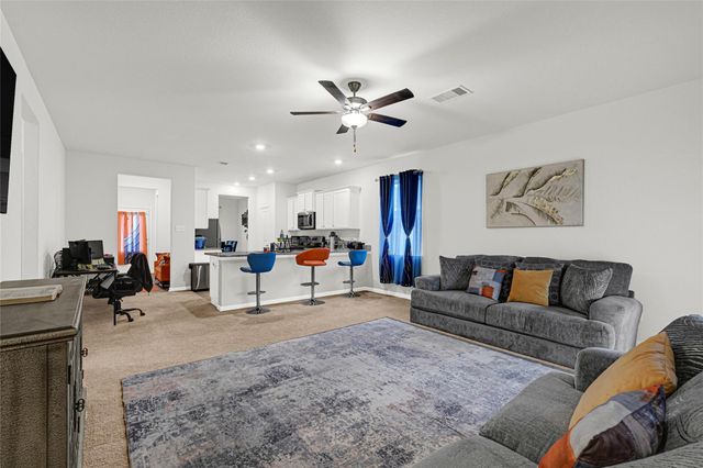 16125 Sugar Falls Drive, Conroe, TX 77303