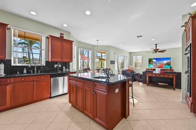 3111 Hamblin Way, Wellington, FL 33414