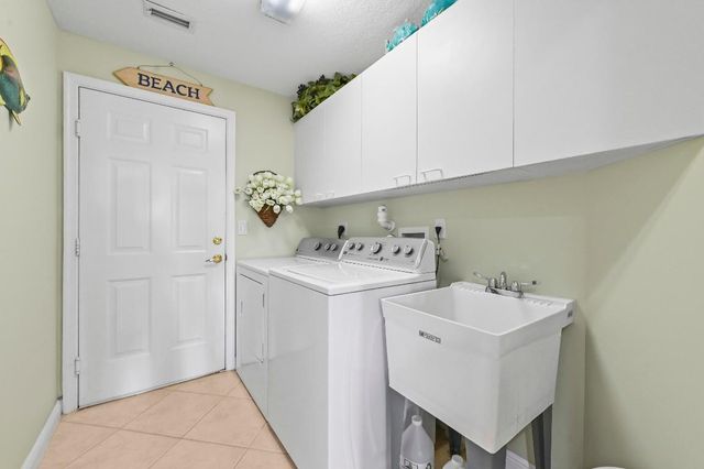 3111 Hamblin Way, Wellington, FL 33414