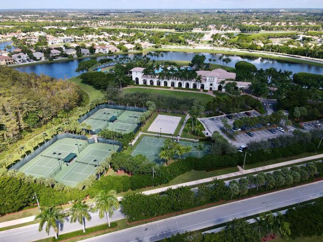 3111 Hamblin Way, Wellington, FL 33414