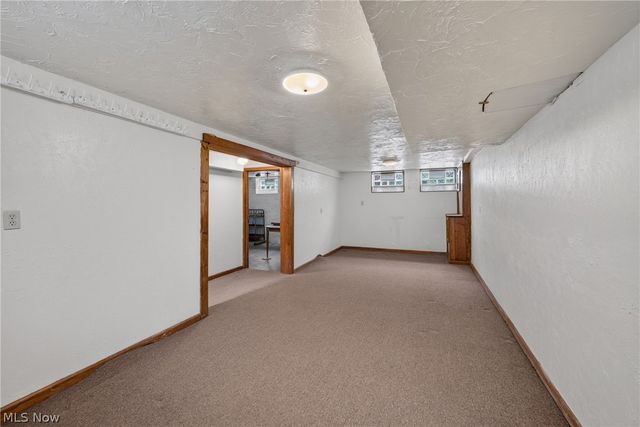 811 E 212th Street, Euclid, OH 44119