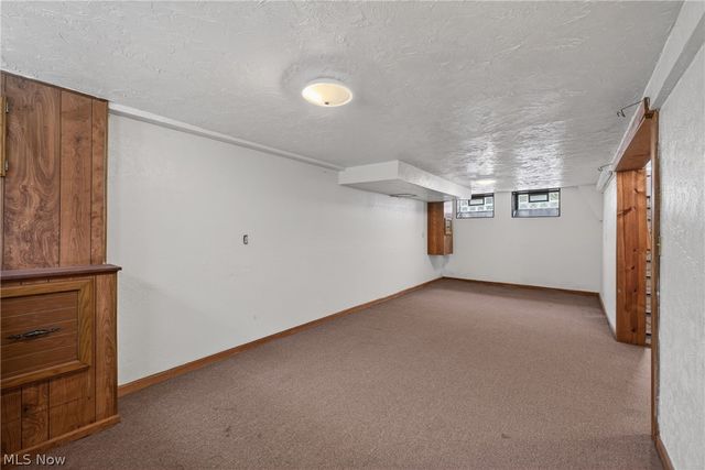 811 E 212th Street, Euclid, OH 44119