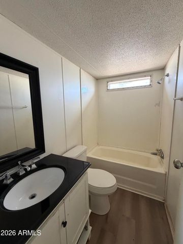 303 E SOUTH MOUNTAIN Avenue 49, Phoenix, AZ 85042