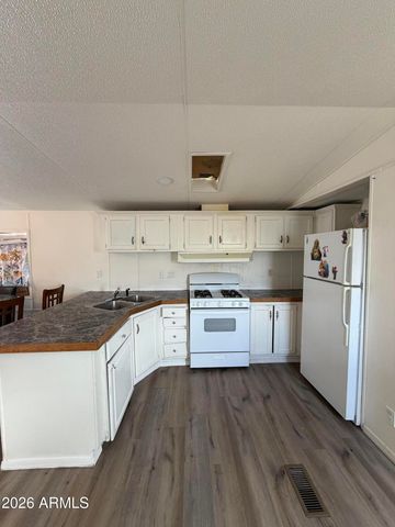 303 E SOUTH MOUNTAIN Avenue 49, Phoenix, AZ 85042