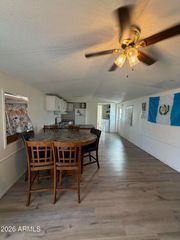 303 E SOUTH MOUNTAIN Avenue 49, Phoenix, AZ 85042