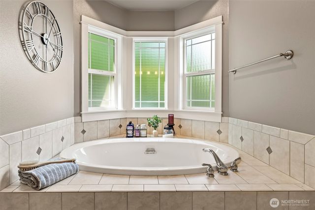 10310 195TH Street NE, Arlington, WA 98223