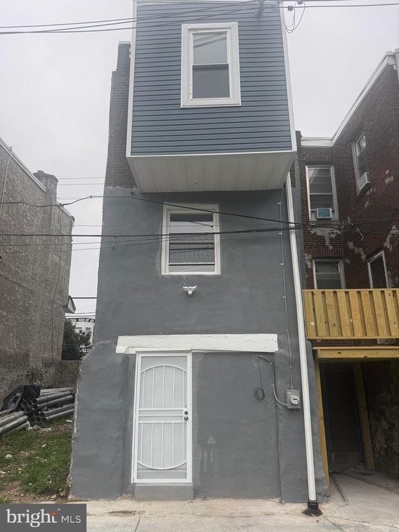 1611 W LOUDON ST, Philadelphia, PA 19141