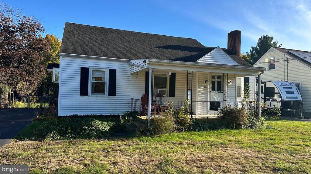 203 PINE RD, Mount Holly Springs, PA 17065