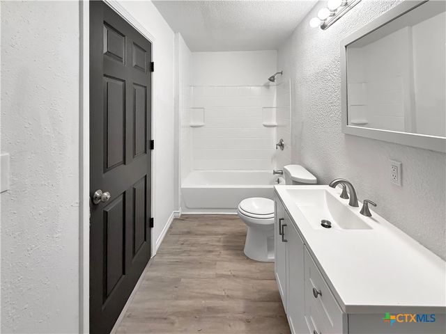 1113 W Downs Avenue, Temple, TX 76504