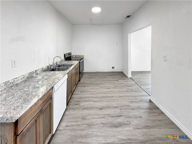 1113 W Downs Avenue, Temple, TX 76504