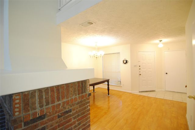 43 E Park West Drive, Houston, TX 77072