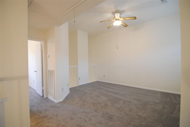 43 E Park West Drive, Houston, TX 77072