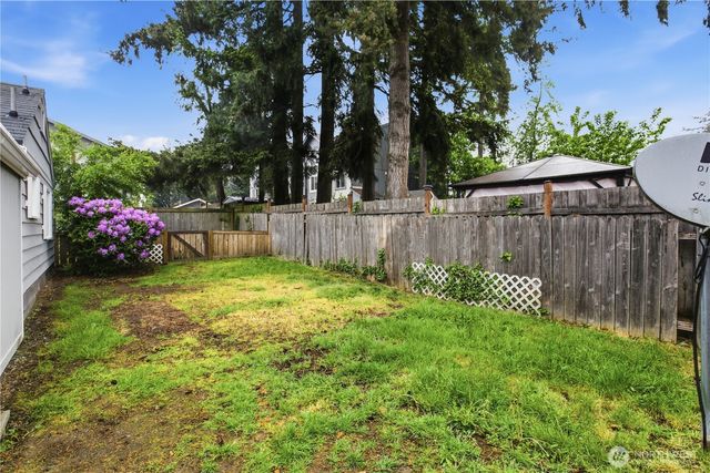111 S 80th Street, Tacoma, WA 98408