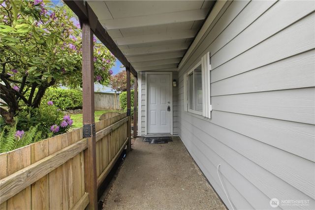 111 S 80th Street, Tacoma, WA 98408