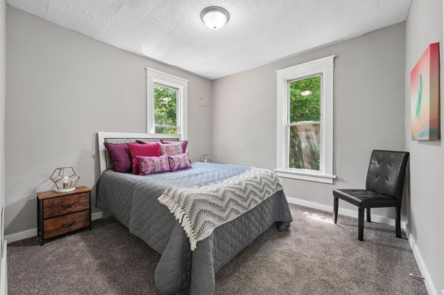 2328 Sheridan Avenue N, Minneapolis, MN 55411