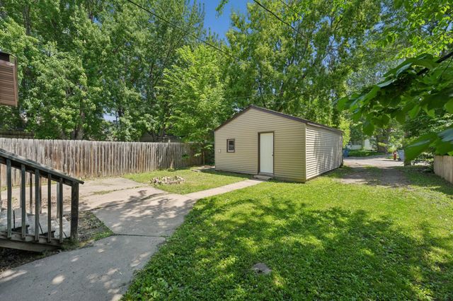 2328 Sheridan Avenue N, Minneapolis, MN 55411
