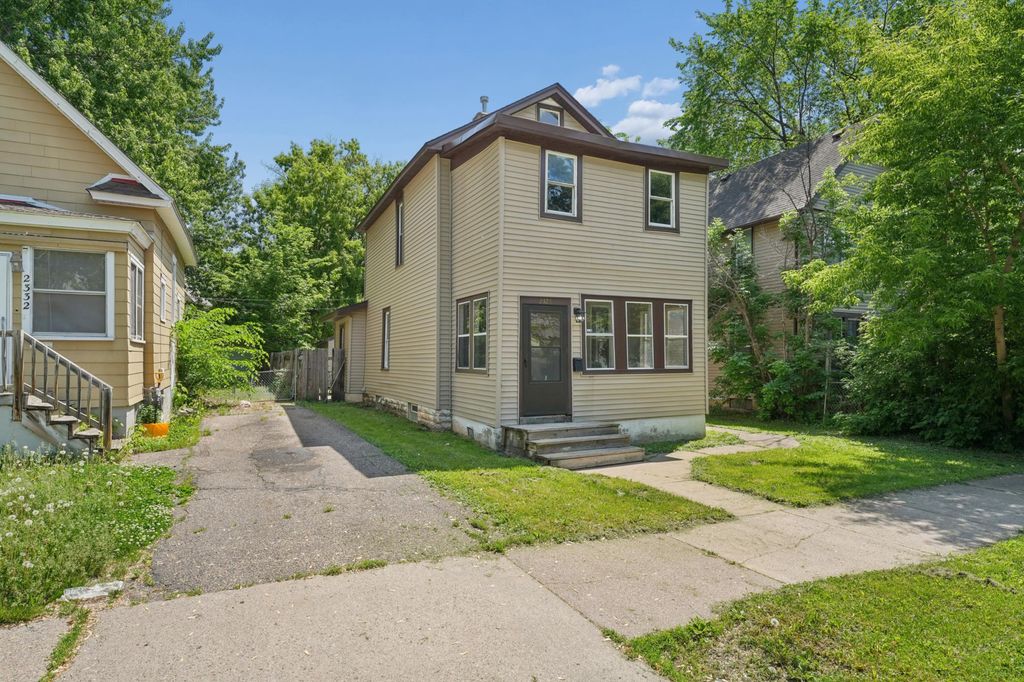 2328 Sheridan Avenue N, Minneapolis, MN 55411 — photo 2
