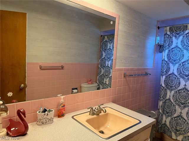 508 Clearbrook Drive, Akron, OH 44313