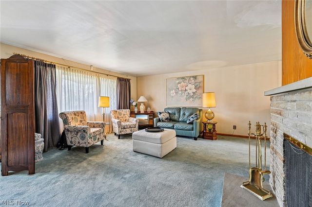 508 Clearbrook Drive, Akron, OH 44313