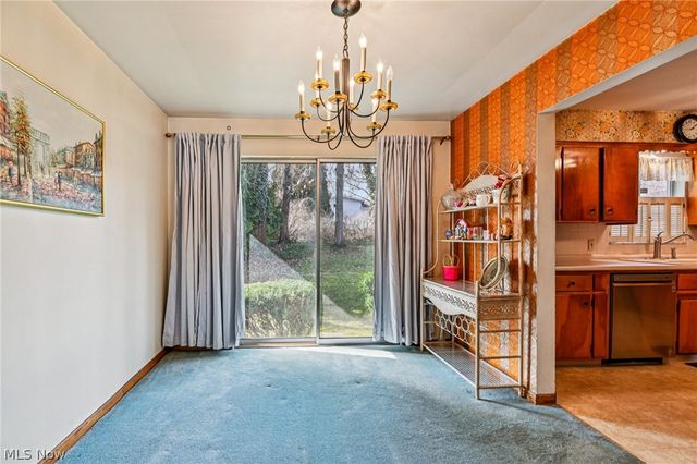 508 Clearbrook Drive, Akron, OH 44313