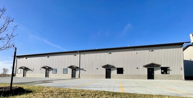 422 29th Court NW 7, West Fargo, ND 58078