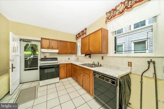 523 W POTOMAC ST, Brunswick, MD 21716