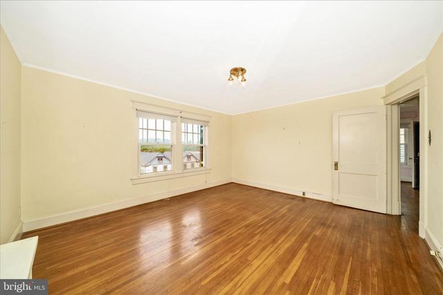 523 W POTOMAC ST, Brunswick, MD 21716
