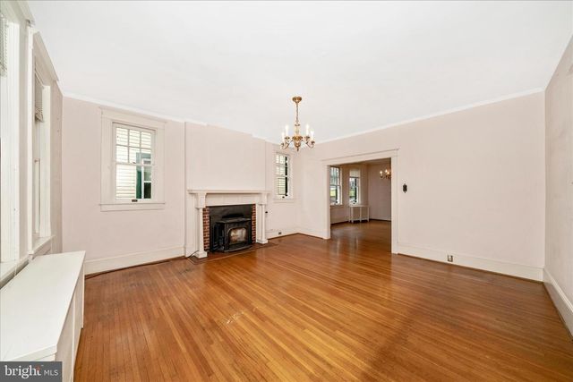 523 W POTOMAC ST, Brunswick, MD 21716