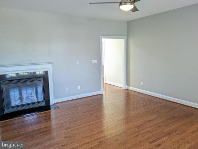 21882 BRICKSHIRE CIR, Ashburn, VA 20148