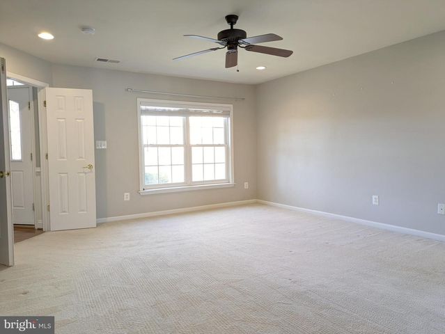 21882 BRICKSHIRE CIR, Ashburn, VA 20148