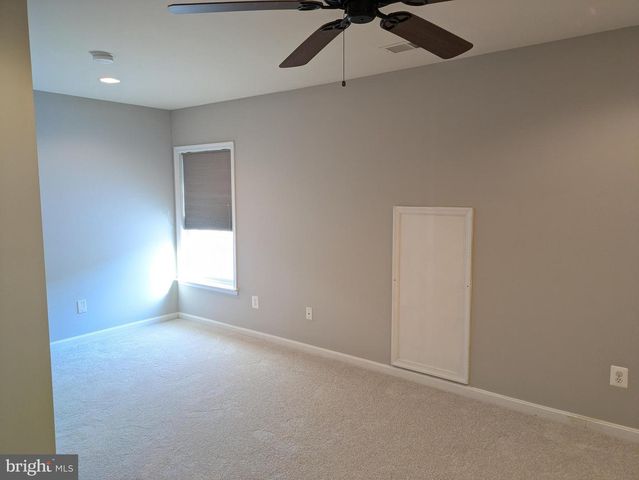 21882 BRICKSHIRE CIR, Ashburn, VA 20148
