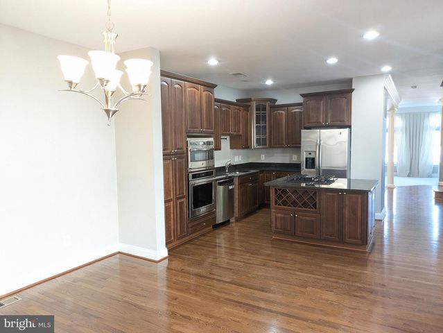 21882 BRICKSHIRE CIR, Ashburn, VA 20148
