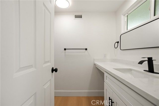 384 W 7th, Upland, CA 91786