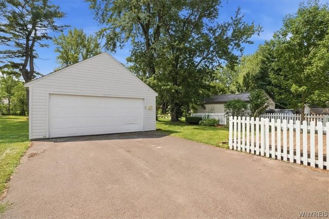 139 Euclid Avenue, Hamburg, NY 14075