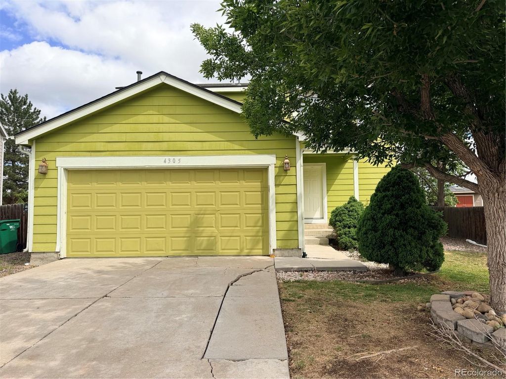 4305 E 94th Place, Thornton, CO 80229