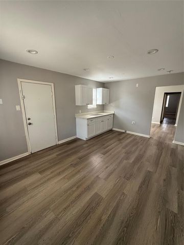 4315 Chapman Street, Houston, TX 77009