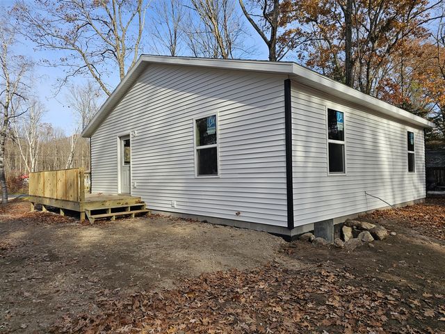 8478 Vista Drive, Newaygo, MI 49337