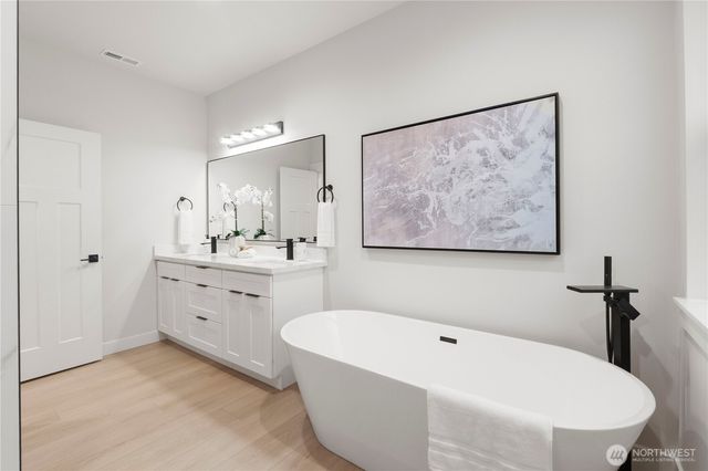 14701 11th Avenue Ct E, Tacoma, WA 98445