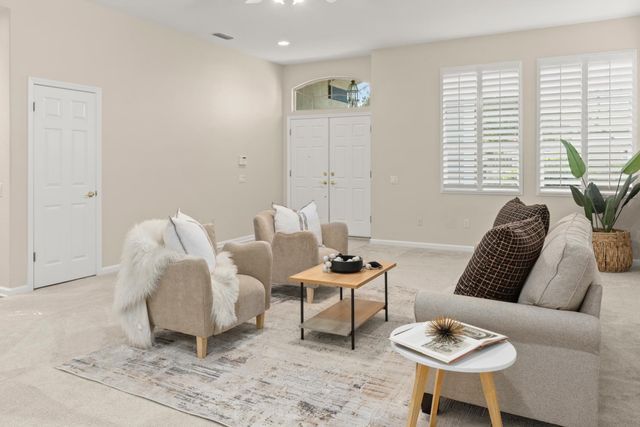 401 Barusch Ct, Roseville, CA 95747